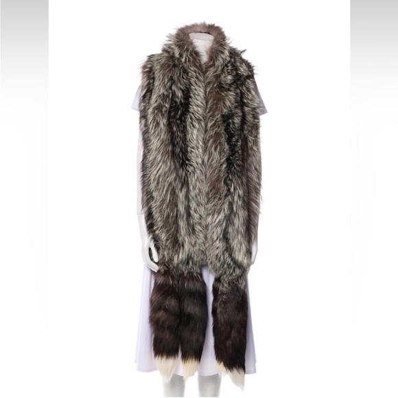 Accessories - Nieman Marcus fur good condition